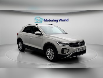 Used Volkswagen T-Roc 2023 for sale - 79205584: Photo