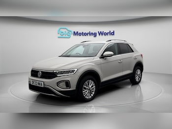Used Volkswagen T-Roc 2023 for sale - 79205584: Photo