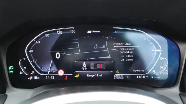 Used BMW 3 Series 2022 for sale - 76190009: Photo 11