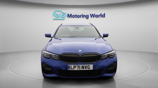 Used BMW 3 Series 2022 for sale - 76190009: Photo 3