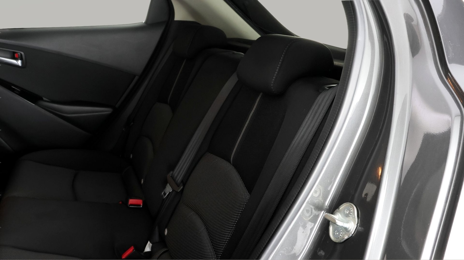 Used Mazda Mazda2 2018 for sale - 77438823: Photo 16