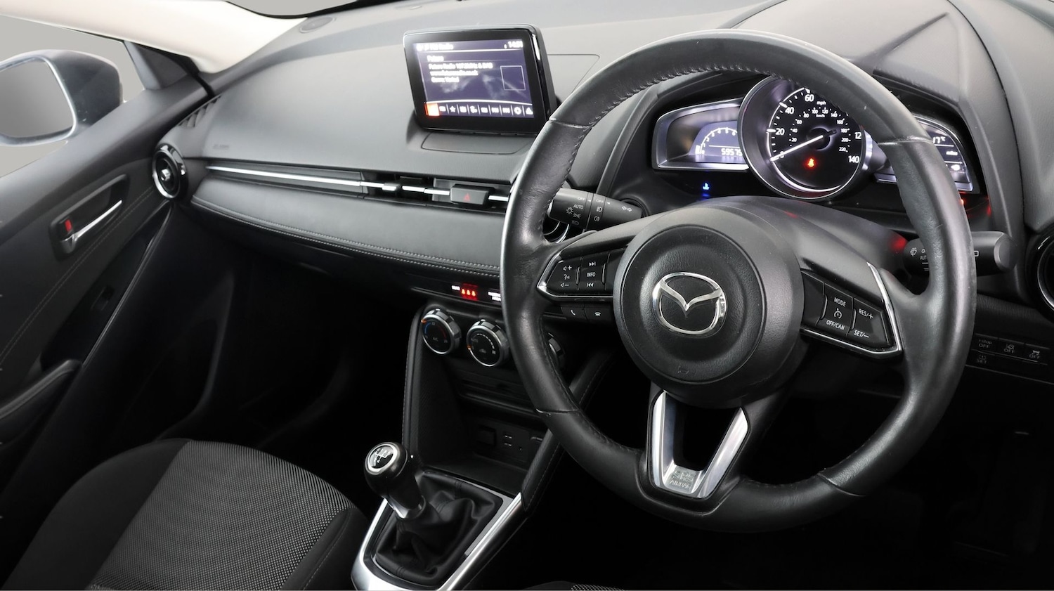 Used Mazda Mazda2 2018 for sale - 77438823: Photo 9