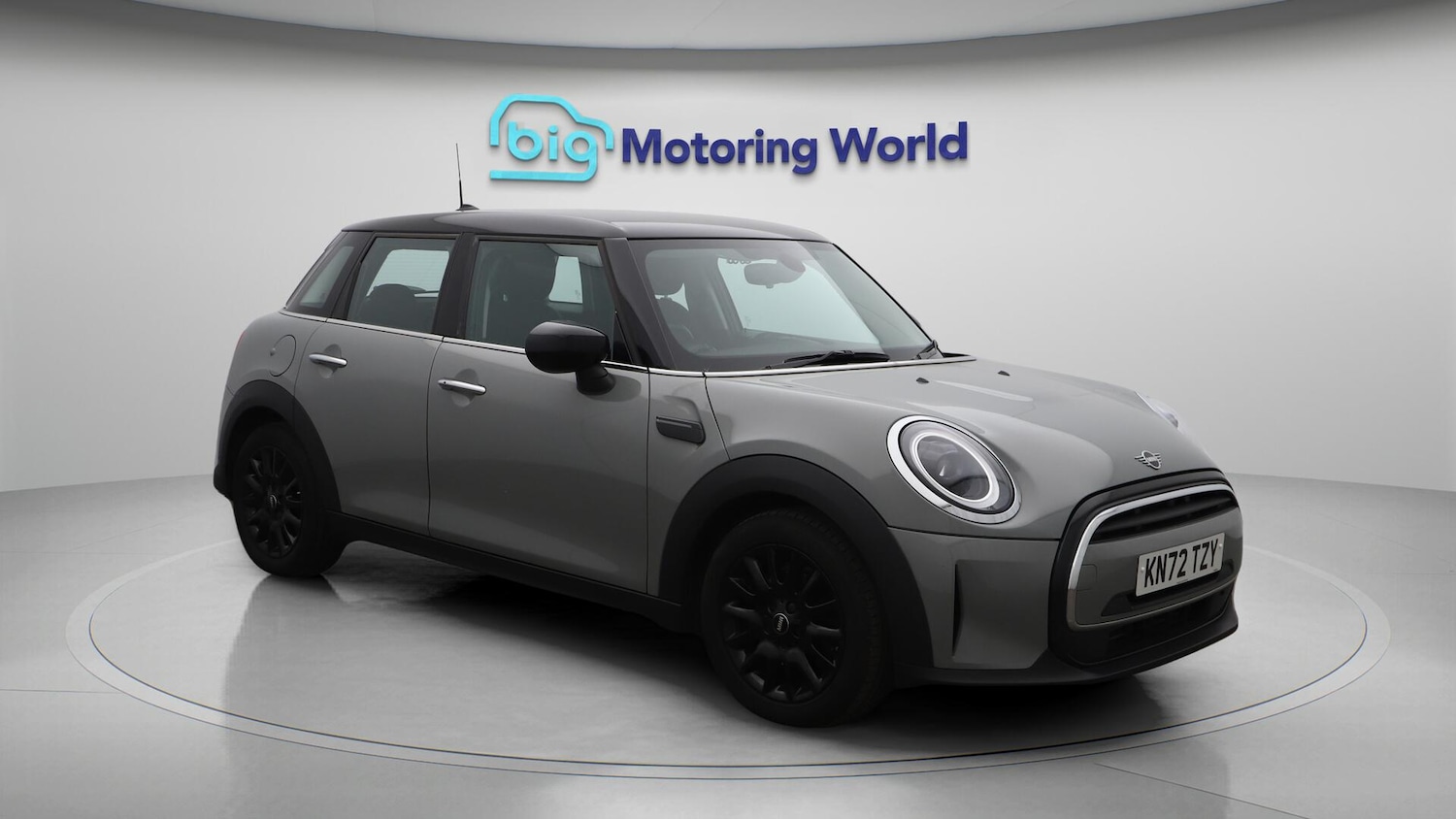 Used MINI Hatch 2022 for sale - 76714685: Photo 1