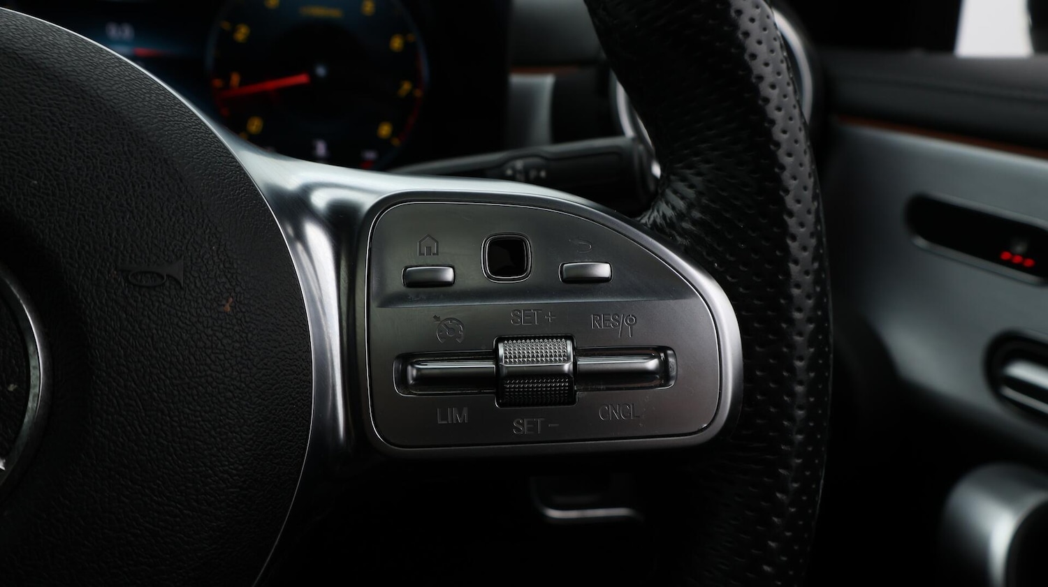 Used Mercedes-Benz CLA 2020 for sale - 76108432: Photo 28