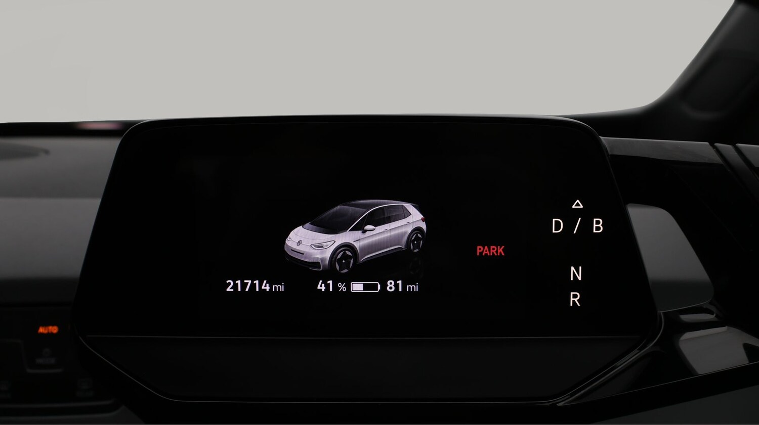 Used Volkswagen ID.3 2023 for sale - 77365499: Photo 10