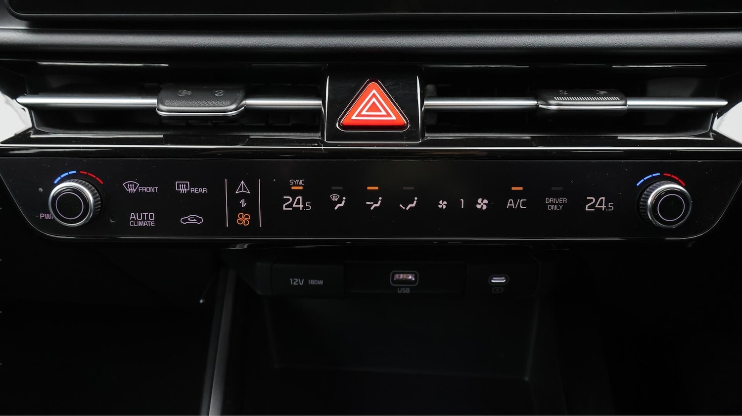 Used Kia Niro 2024 for sale - 76701615: Photo 13