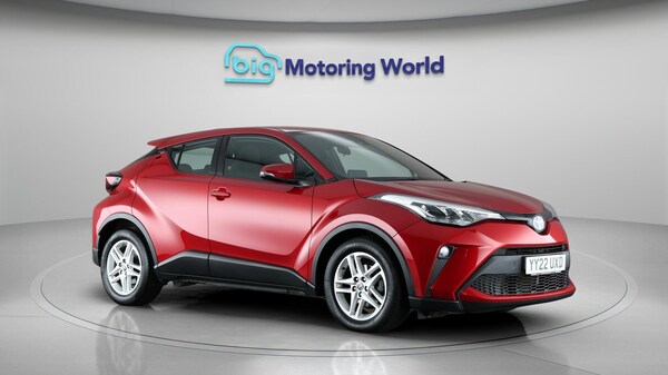 Used Toyota C-HR 2022 for sale - 75954146: Photo 2