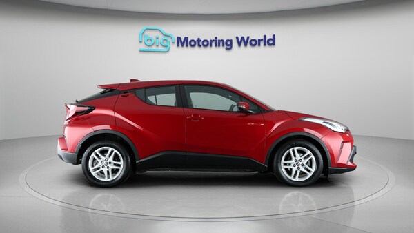 Used Toyota C-HR 2022 for sale - 75954146: Photo 9