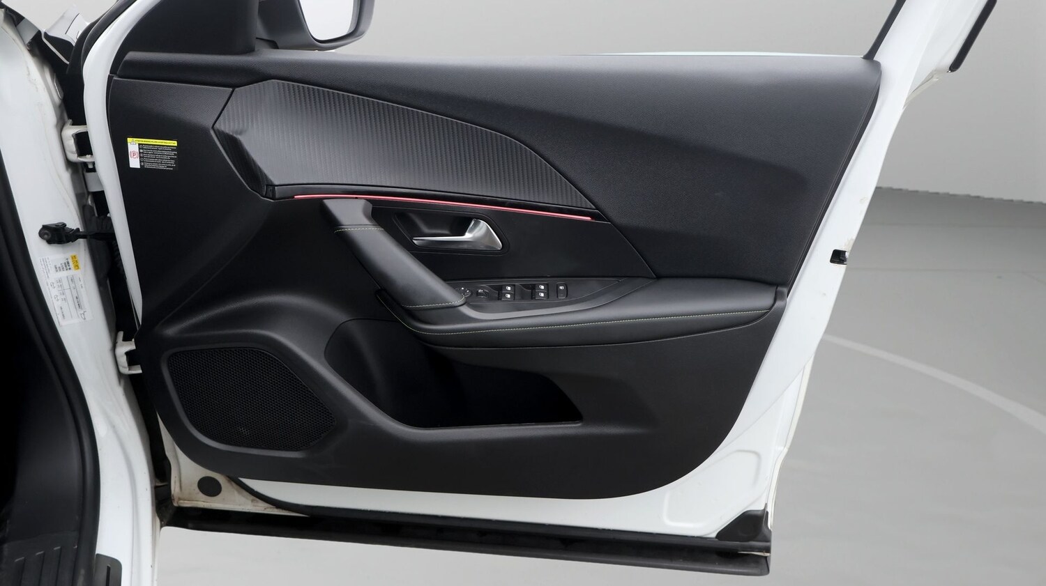 Used Peugeot 2008 2022 for sale - 77296945: Photo 15