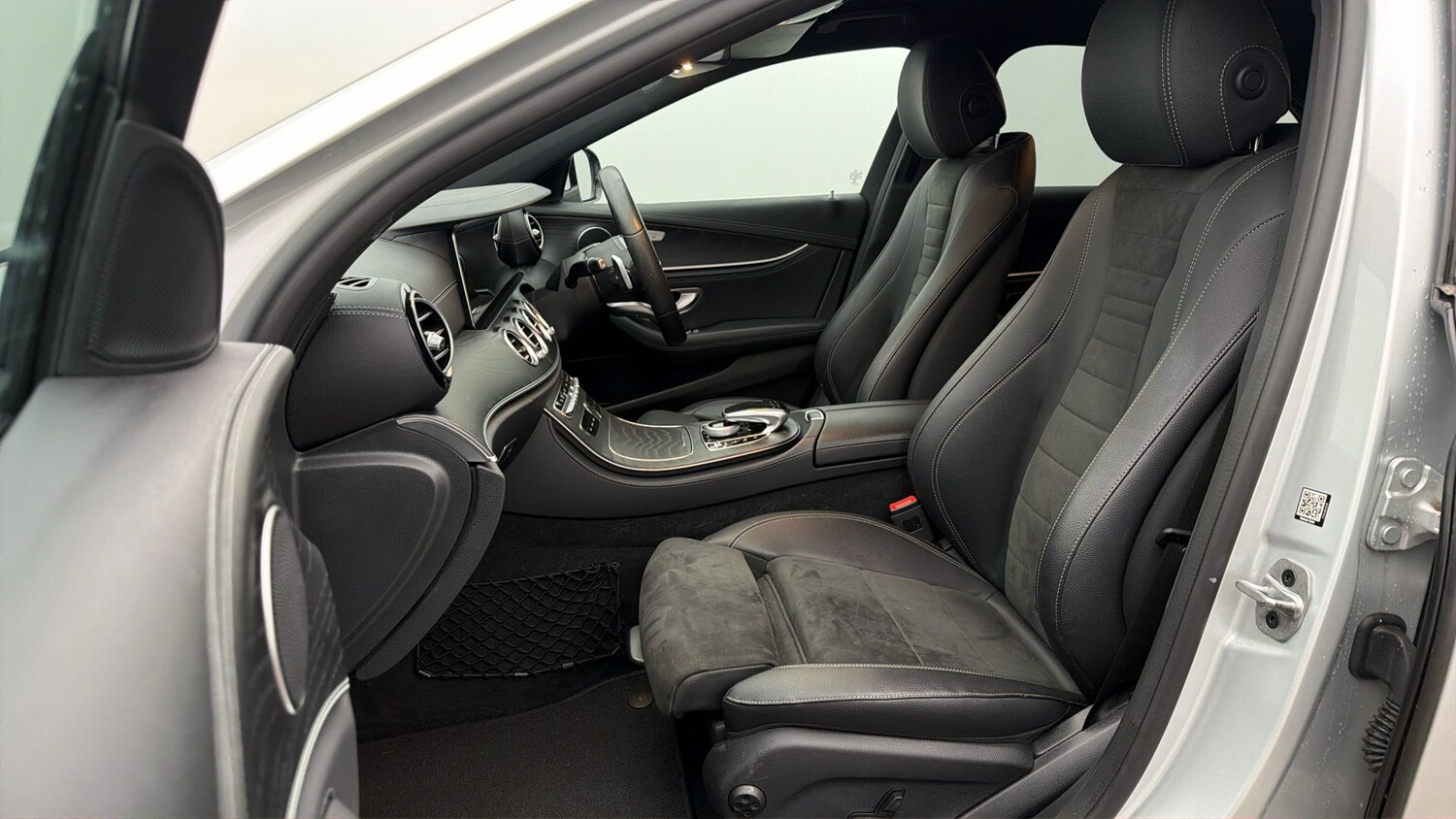 Used Mercedes-Benz E Class 2019 for sale - 77931146: Photo 13