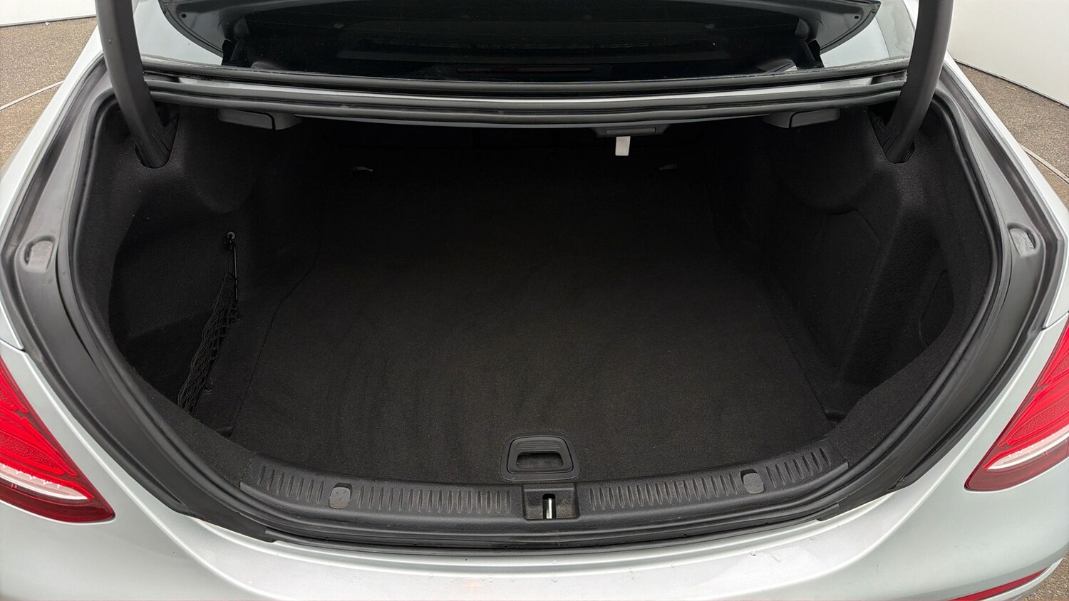 Used Mercedes-Benz E Class 2019 for sale - 77931146: Photo 16