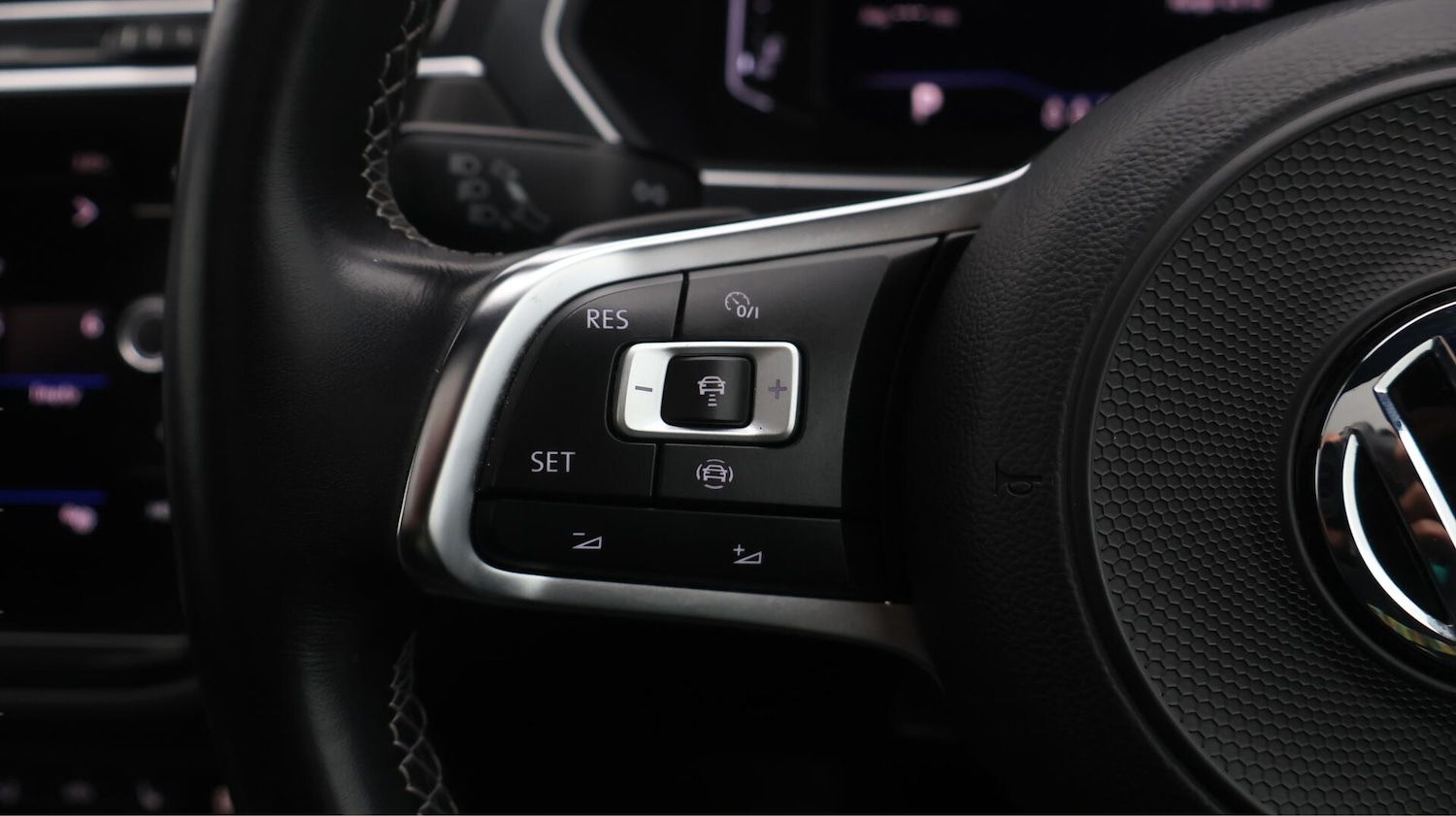 Used Volkswagen Tiguan 2020 for sale - 76657534: Photo 26