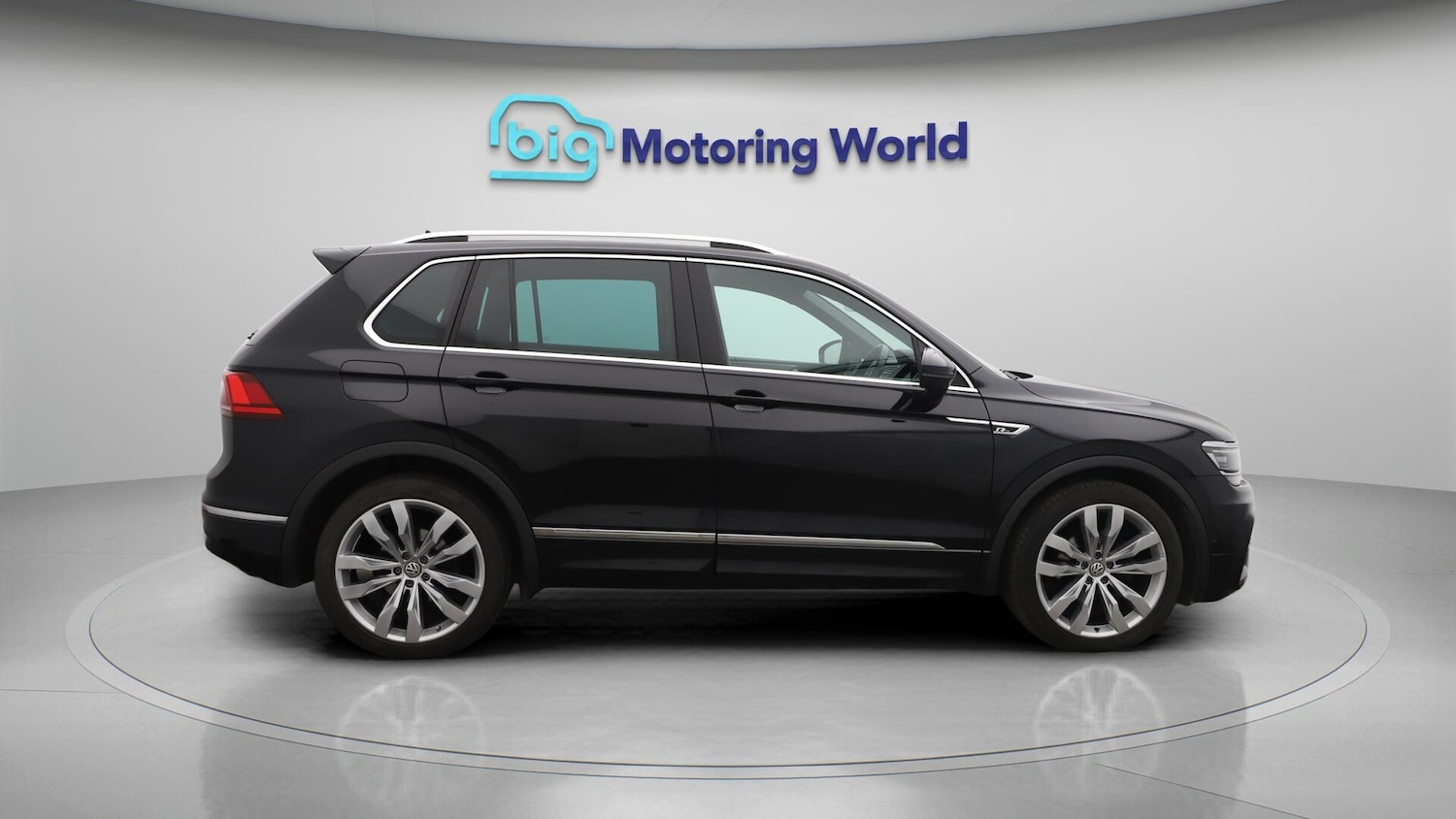 Used Volkswagen Tiguan 2020 for sale - 76657534: Photo 9