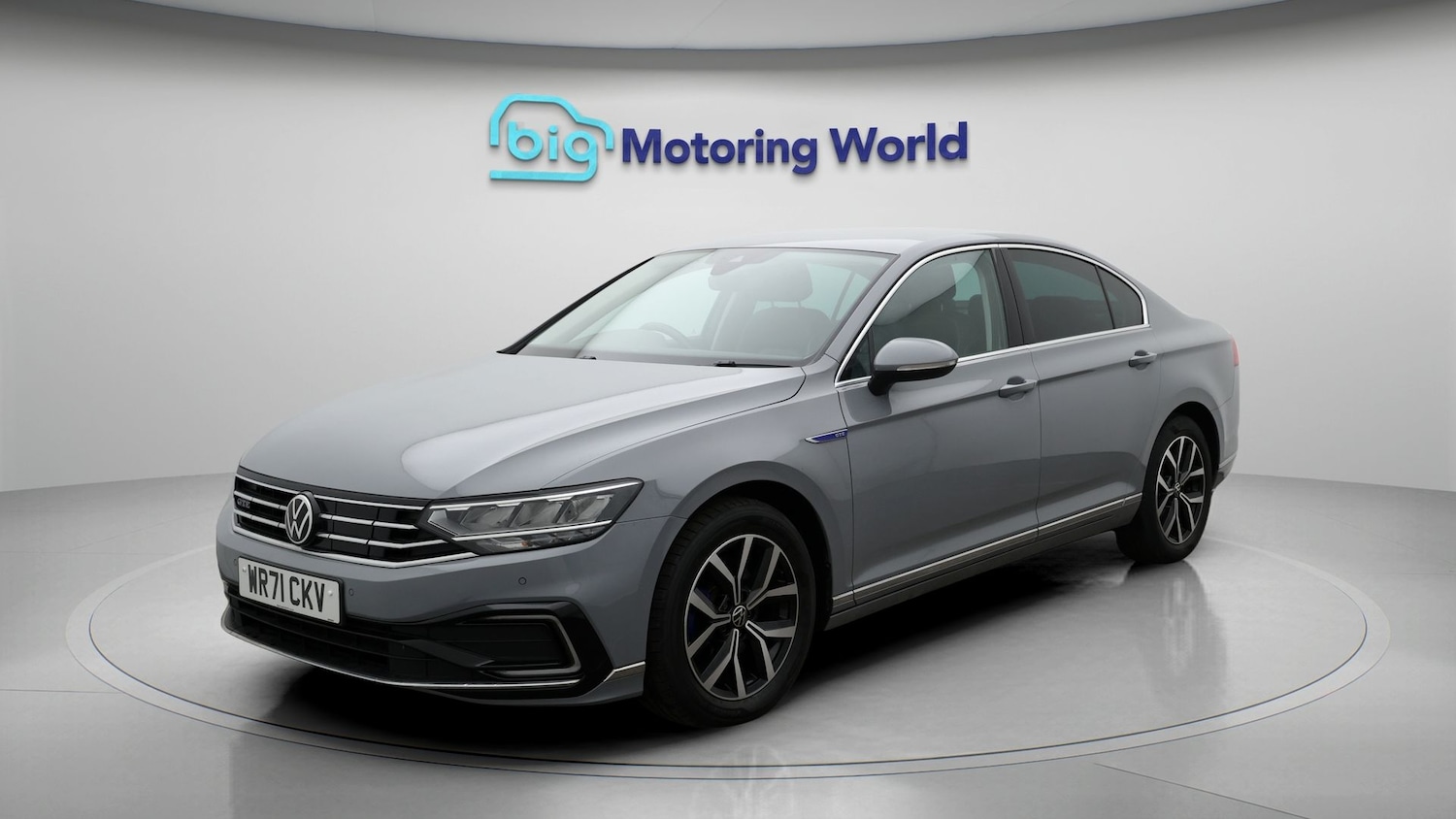 Used Volkswagen Passat 2021 for sale - 77581889: Photo 3