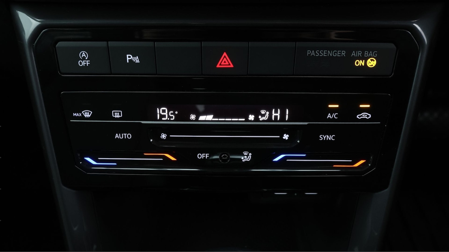 Used Volkswagen T-Cross 2023 for sale - 77541779: Photo 12