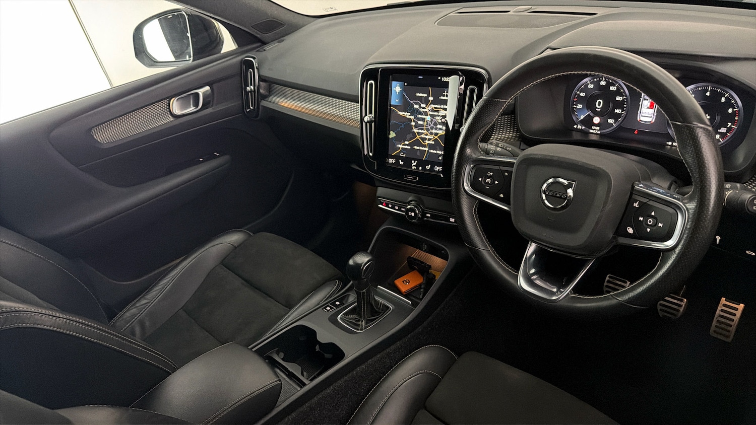 Used Volvo XC40 2021 for sale - 77997765: Photo 9