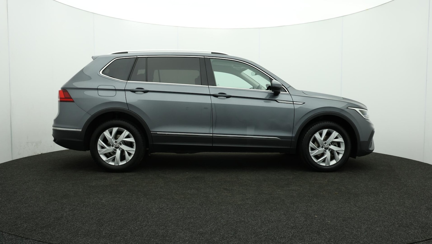 Used Volkswagen Tiguan Allspace 2024 for sale - 76512163: Photo 43