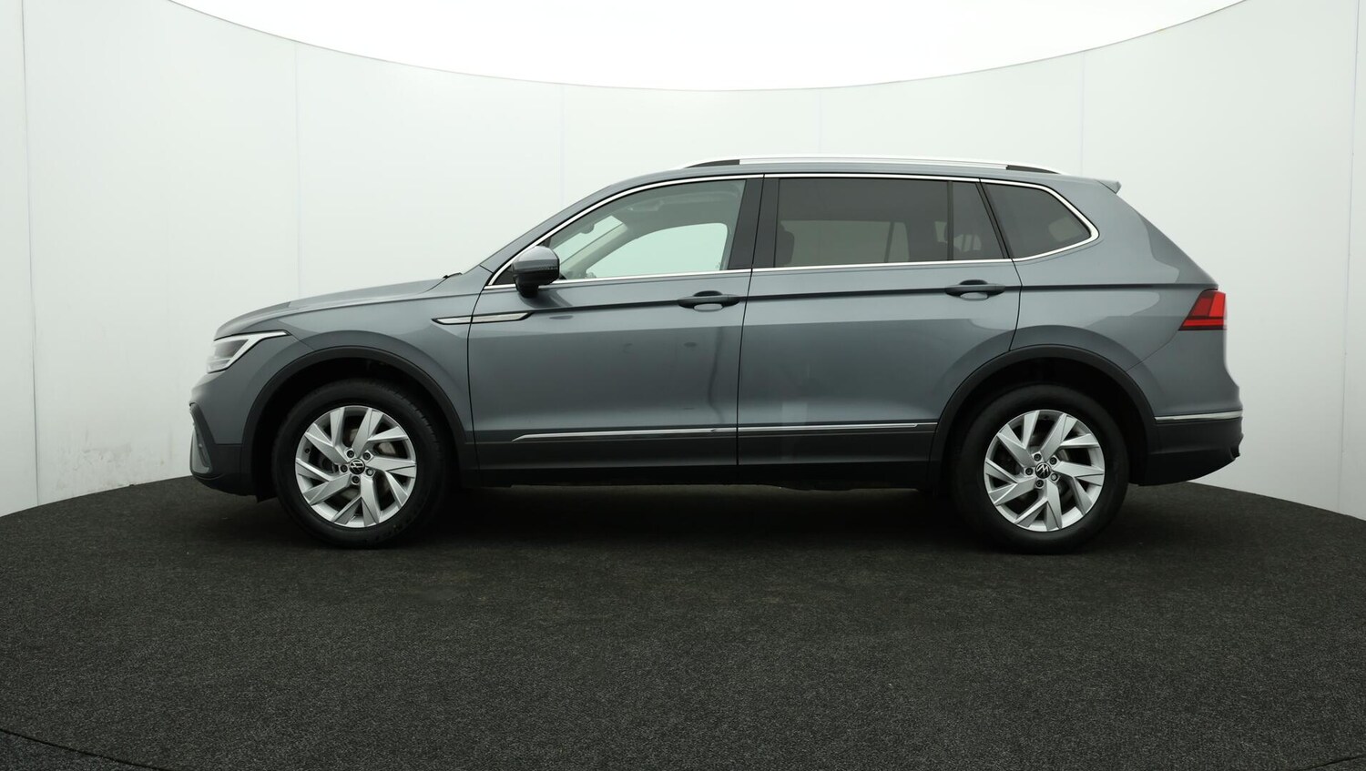 Used Volkswagen Tiguan Allspace 2024 for sale - 76512163: Photo 73