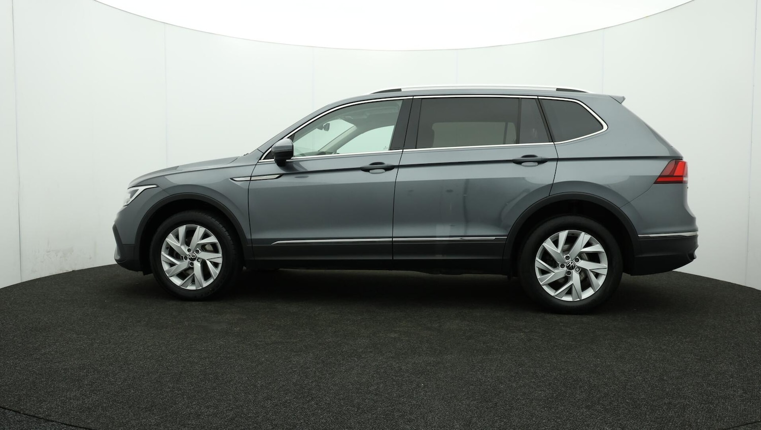 Used Volkswagen Tiguan Allspace 2024 for sale - 76512163: Photo 74