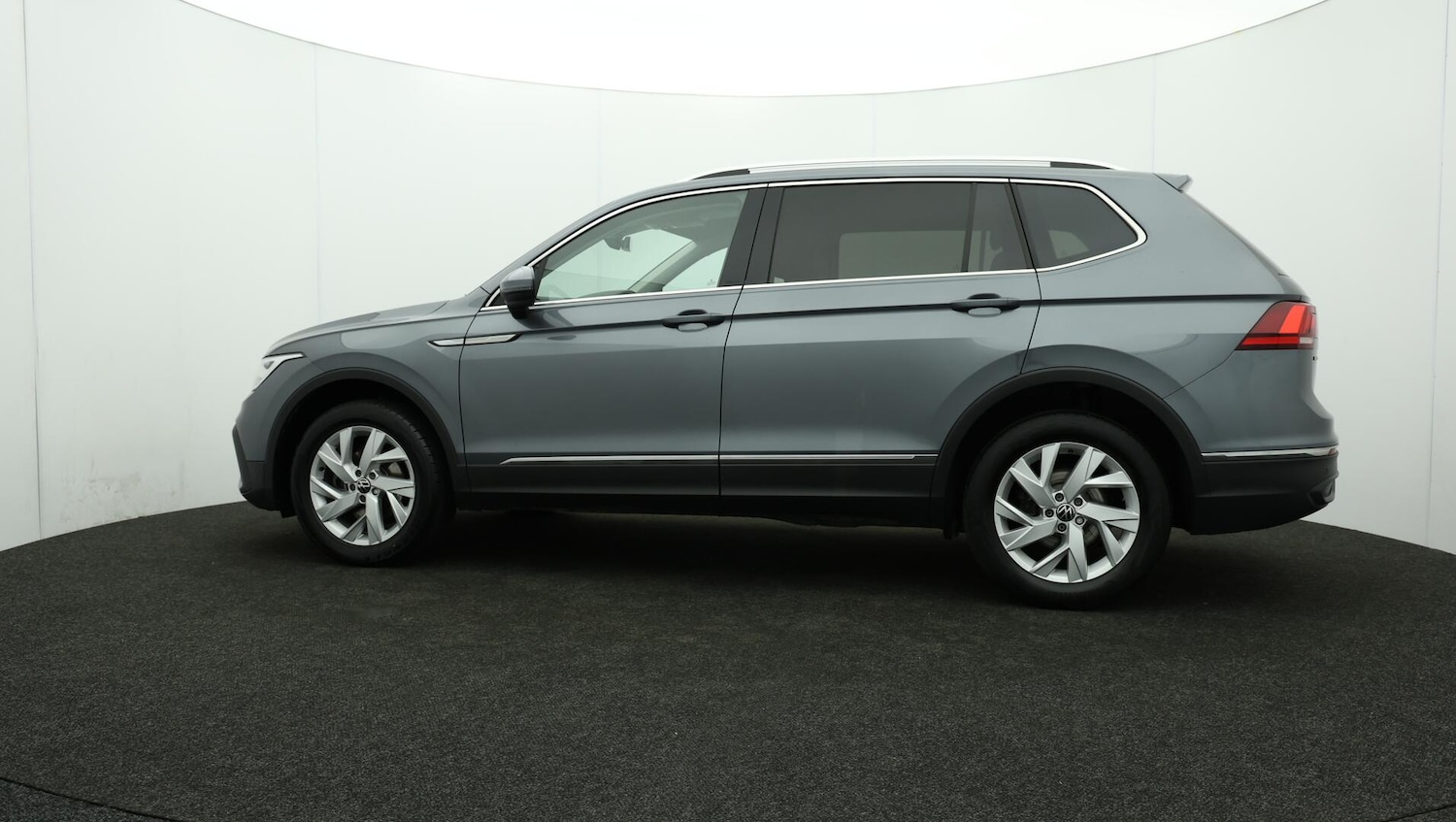 Used Volkswagen Tiguan Allspace 2024 for sale - 76512163: Photo 75