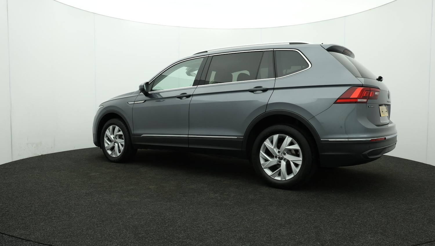Used Volkswagen Tiguan Allspace 2024 for sale - 76512163: Photo 78