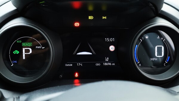 Used Toyota Yaris 2021 for sale - 76121800: Photo 11