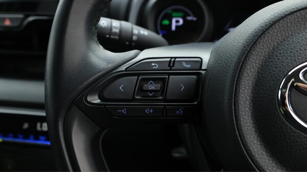 Used Toyota Yaris 2021 for sale - 76121800: Photo 24