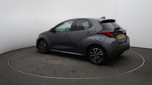 Used Toyota Yaris 2021 for sale - 76121800: Photo 34