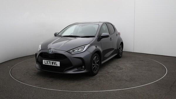 Used Toyota Yaris 2021 for sale - 76121800: Photo 36