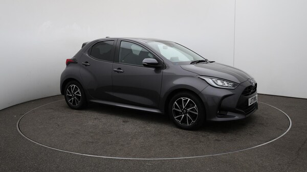 Used Toyota Yaris 2021 for sale - 76121800: Photo 44
