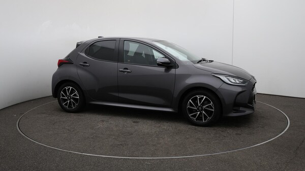 Used Toyota Yaris 2021 for sale - 76121800: Photo 45