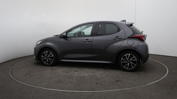 Used Toyota Yaris 2021 for sale - 76121800: Photo 57