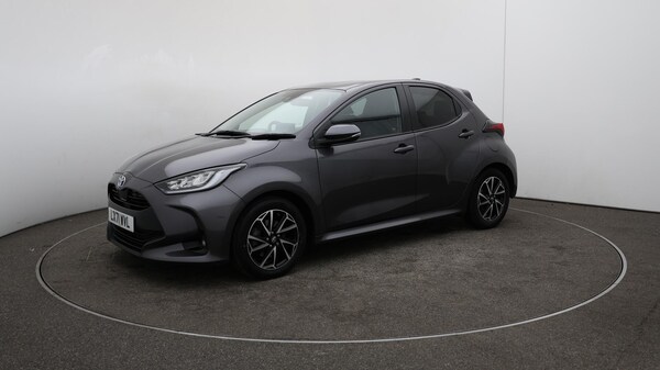 Used Toyota Yaris 2021 for sale - 76121800: Photo 67