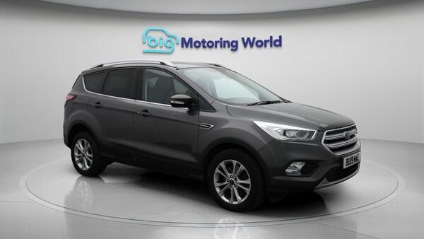 Used Ford Kuga 2019 for sale - 76214961: Photo 2