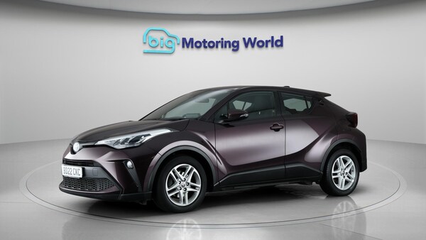 Used Toyota C-HR 2022 for sale - 76072059: Photo 4