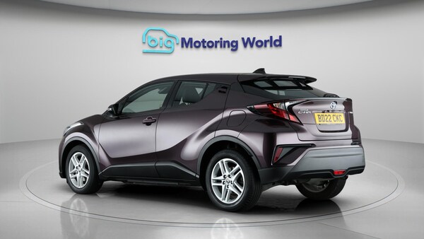 Used Toyota C-HR 2022 for sale - 76072059: Photo 6