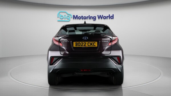 Used Toyota C-HR 2022 for sale - 76072059: Photo 7