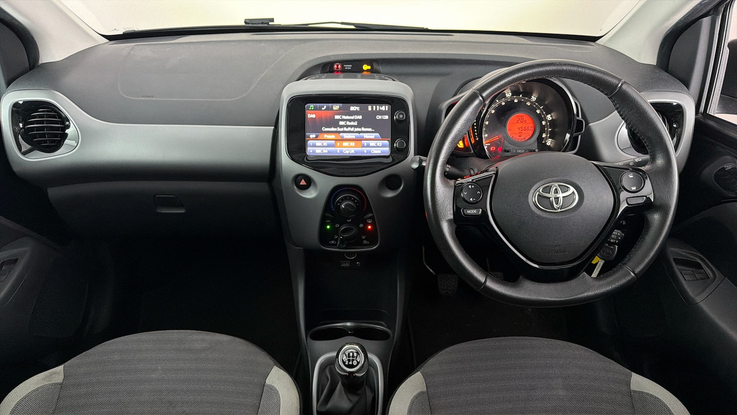 Used Toyota AYGO 2019 for sale - 77701850: Photo 4