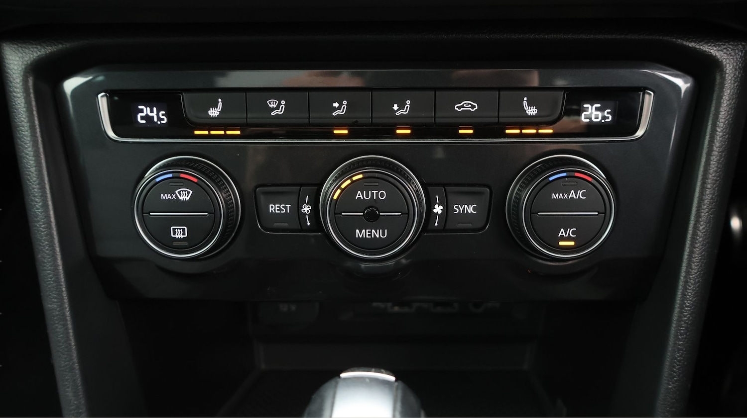 Used Volkswagen Tiguan 2019 for sale - 77700854: Photo 12