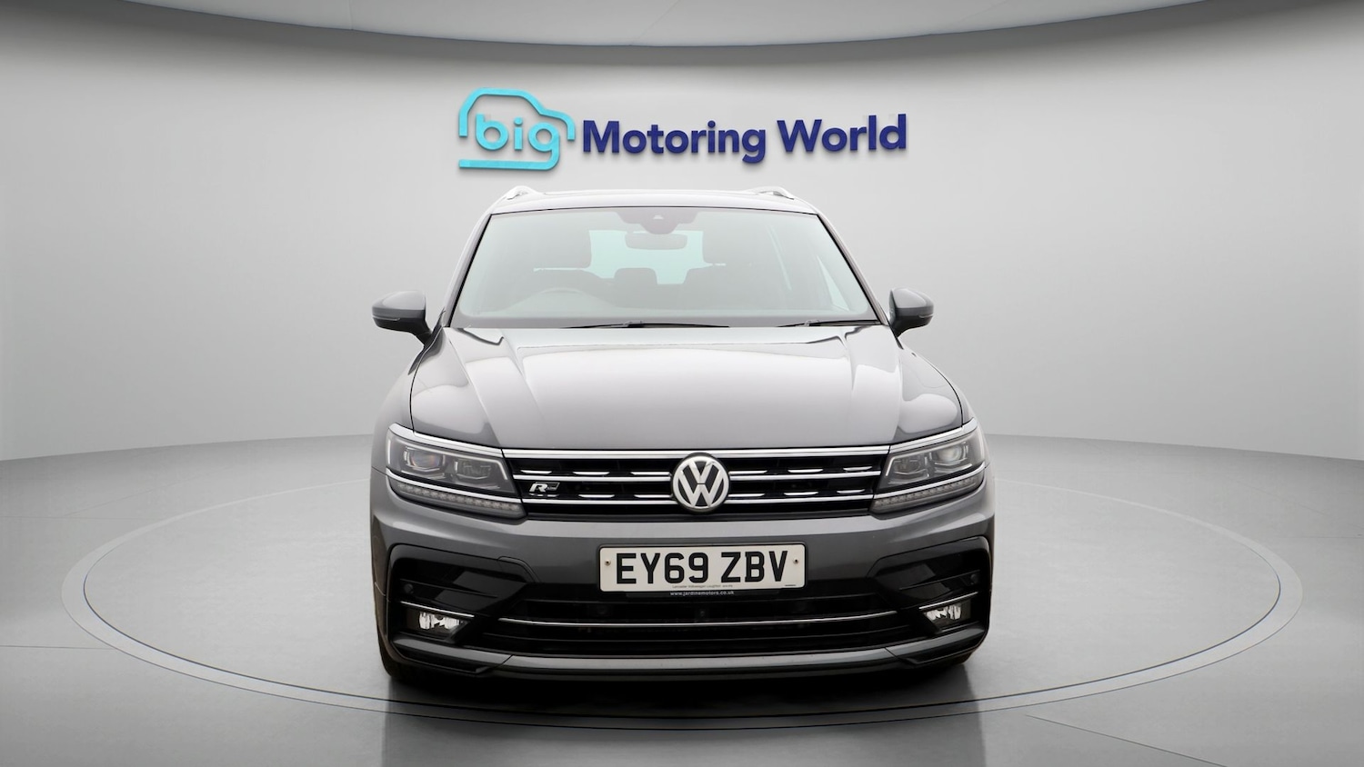 Used Volkswagen Tiguan 2019 for sale - 77700854: Photo 2