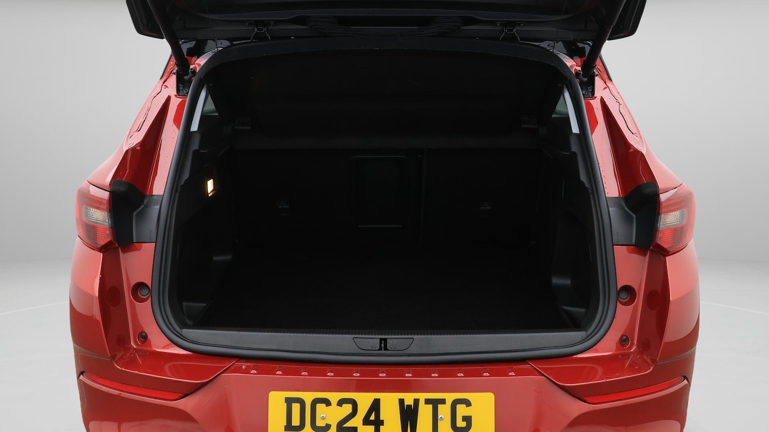 Used Vauxhall Grandland 2024 for sale - 76370656: Photo 18