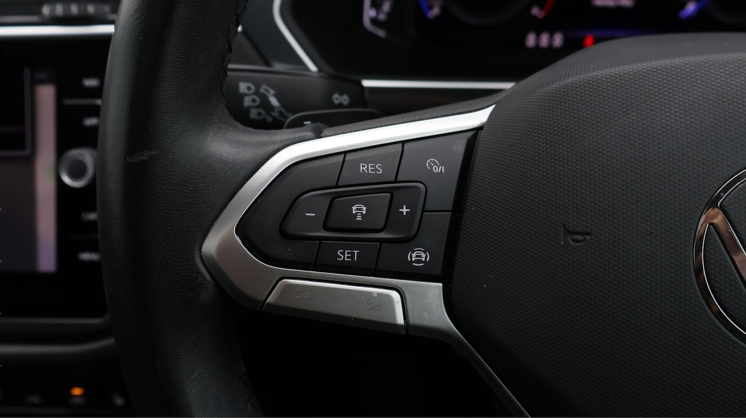 Used Volkswagen Tiguan 2022 for sale - 77543413: Photo 24