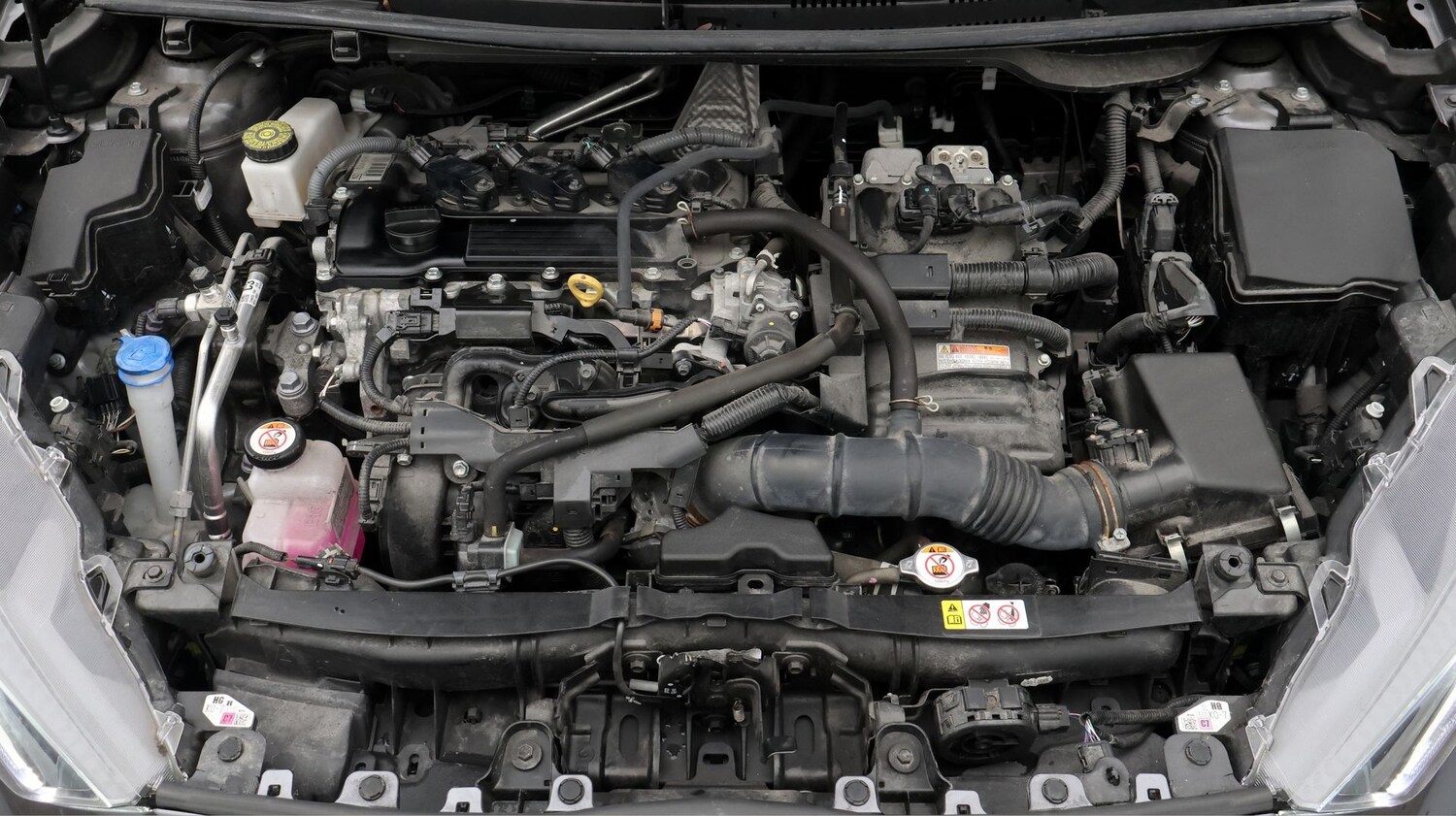 Used Toyota Yaris 2022 for sale - 77249139: Photo 19