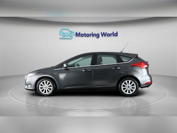 Used Ford Focus 2017 for sale - 77393780: Photo