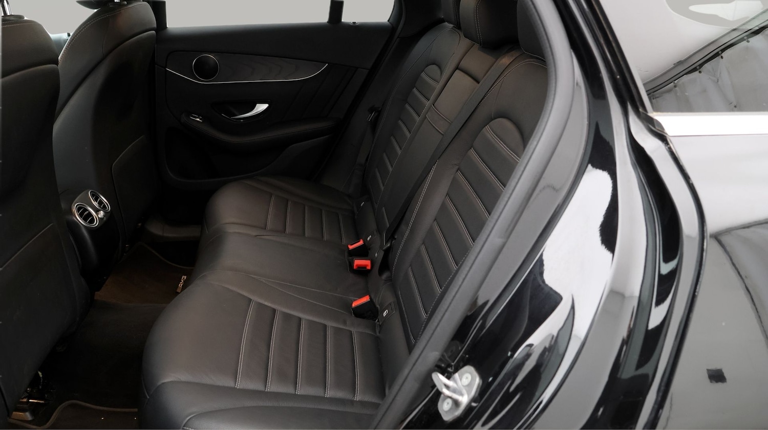 Used Mercedes-Benz GLC 2020 for sale - 77776104: Photo 16