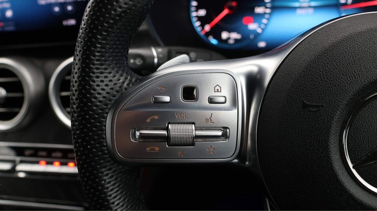 Used Mercedes-Benz GLC 2020 for sale - 77776104: Photo 24