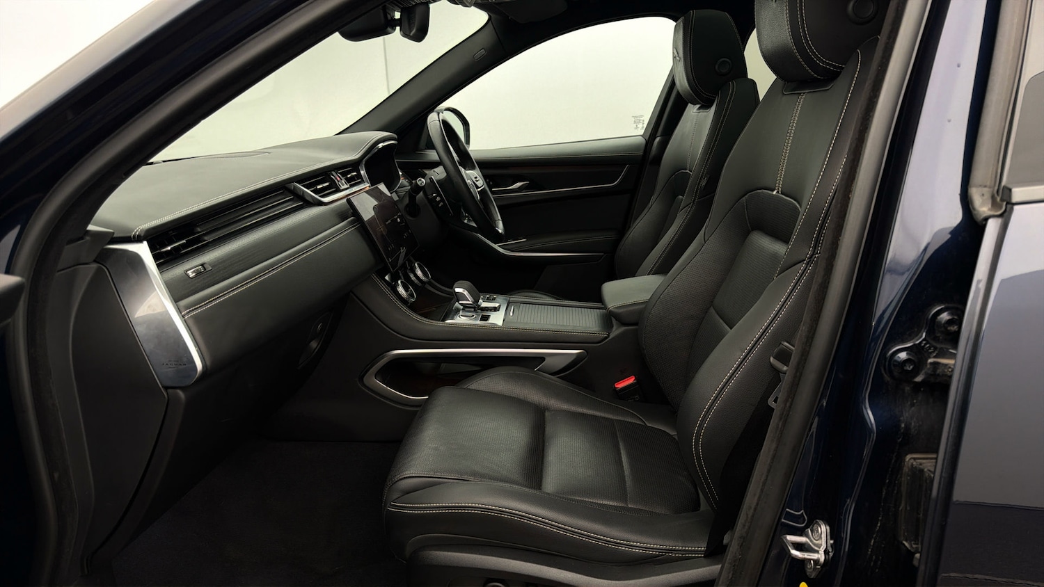 Used Jaguar F-Pace 2023 for sale - 78197419: Photo 13