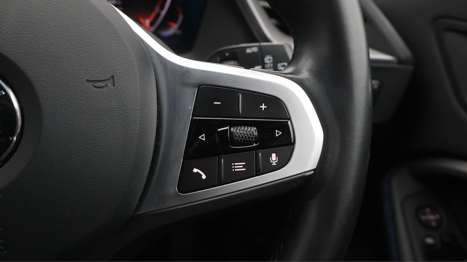 Used BMW 1 Series 2023 for sale - 76634116: Photo 25