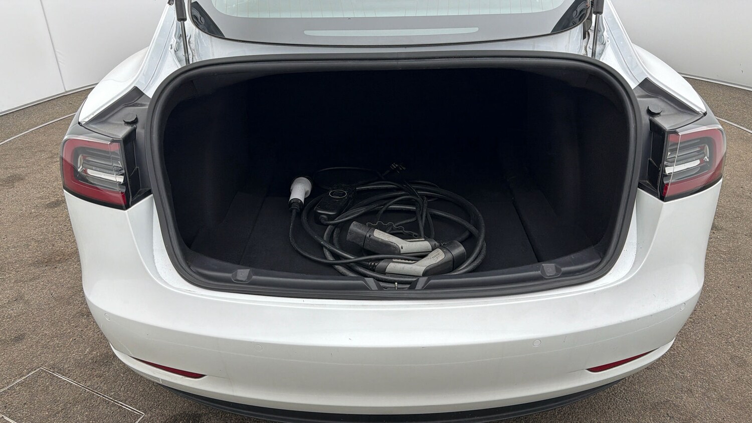 Used Tesla Model 3 2020 for sale - 78090599: Photo 16