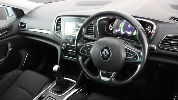 Used Renault Megane 2019 for sale - 76250919: Photo 10